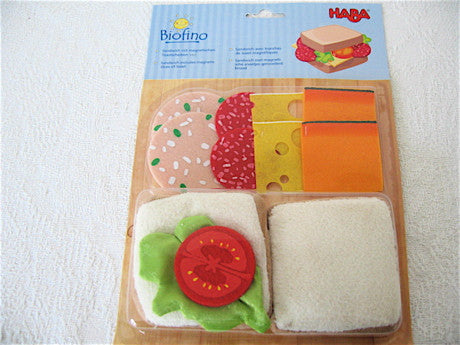 Haba - Sandwich med forskelligt pålæg.